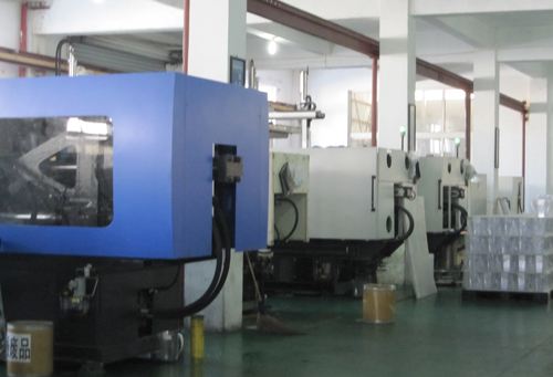 同華機電引進新型現(xiàn)代化加工設備,取長補短
